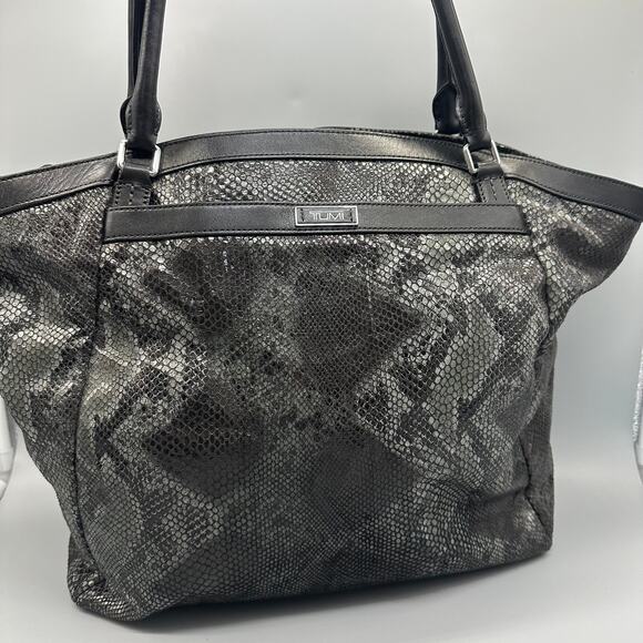 Tumi Snake Print Nylon Travel Tote Leather Trim Black/Gray Large Shoulder Bag - Picture 15 of 15